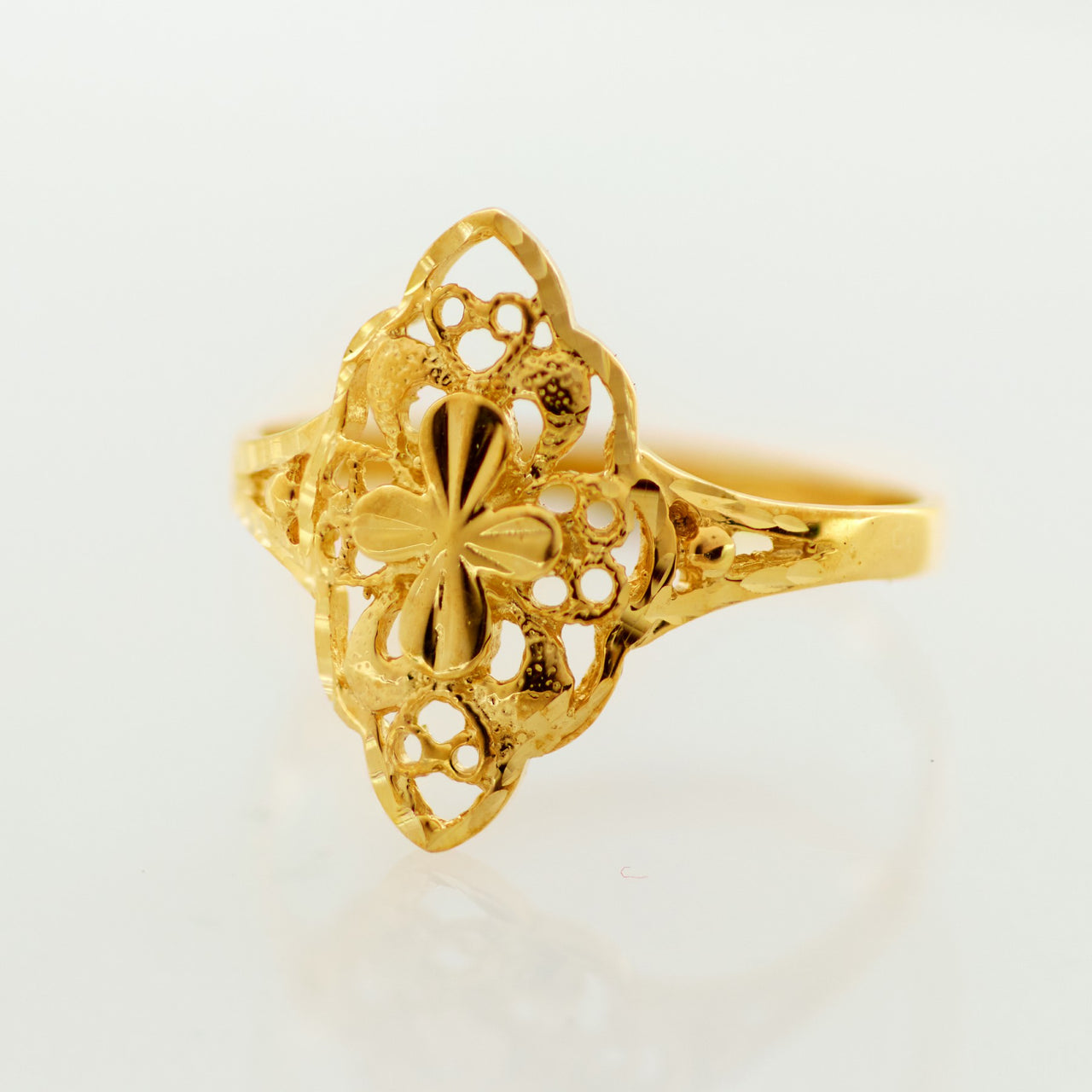 Vintage and Antique Gold Rings 3