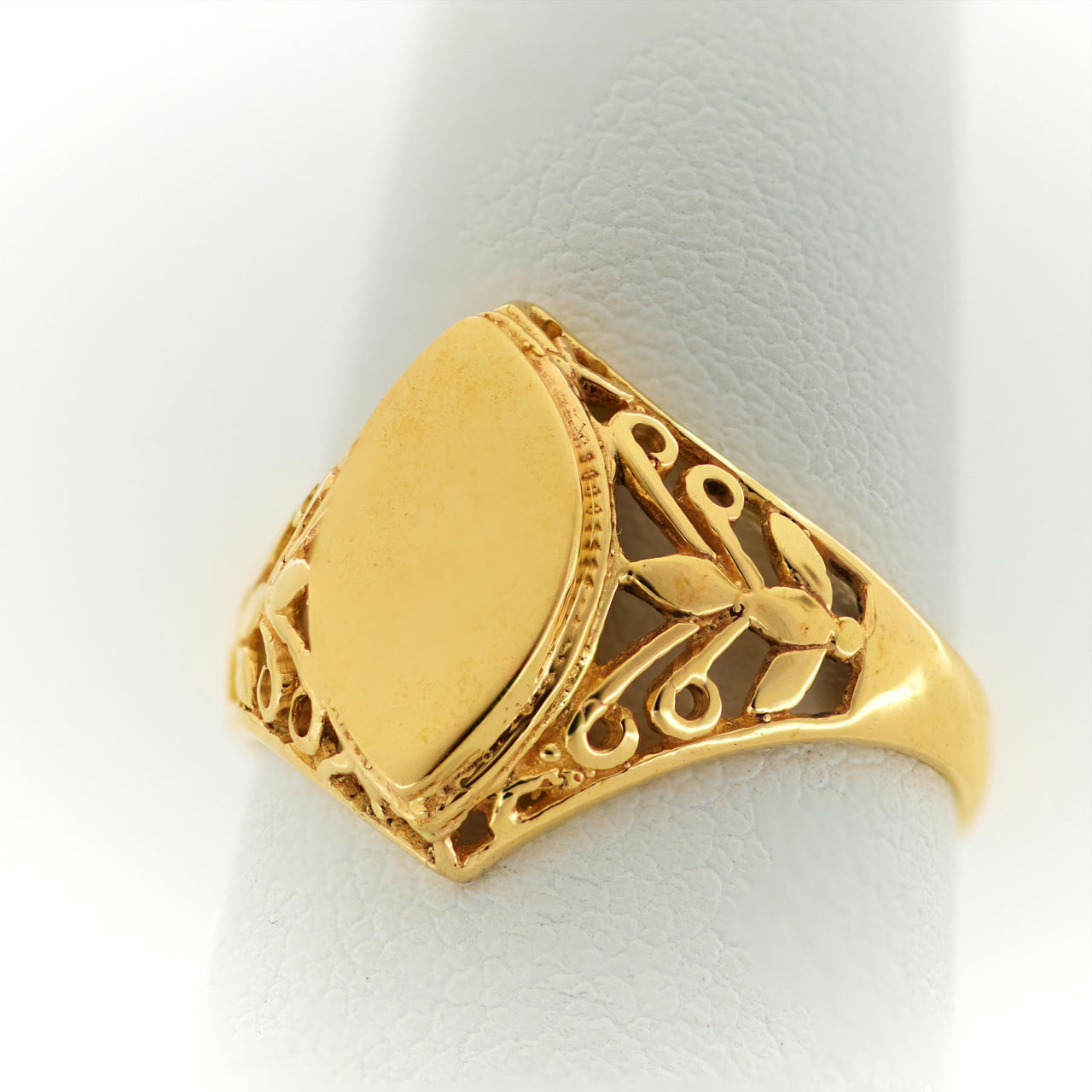 Vintage Signet Ring 3