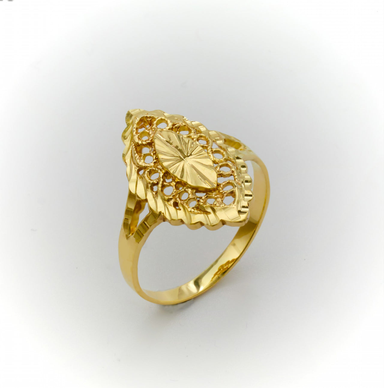 Real Gold Almond Shape Filigree Ring 1