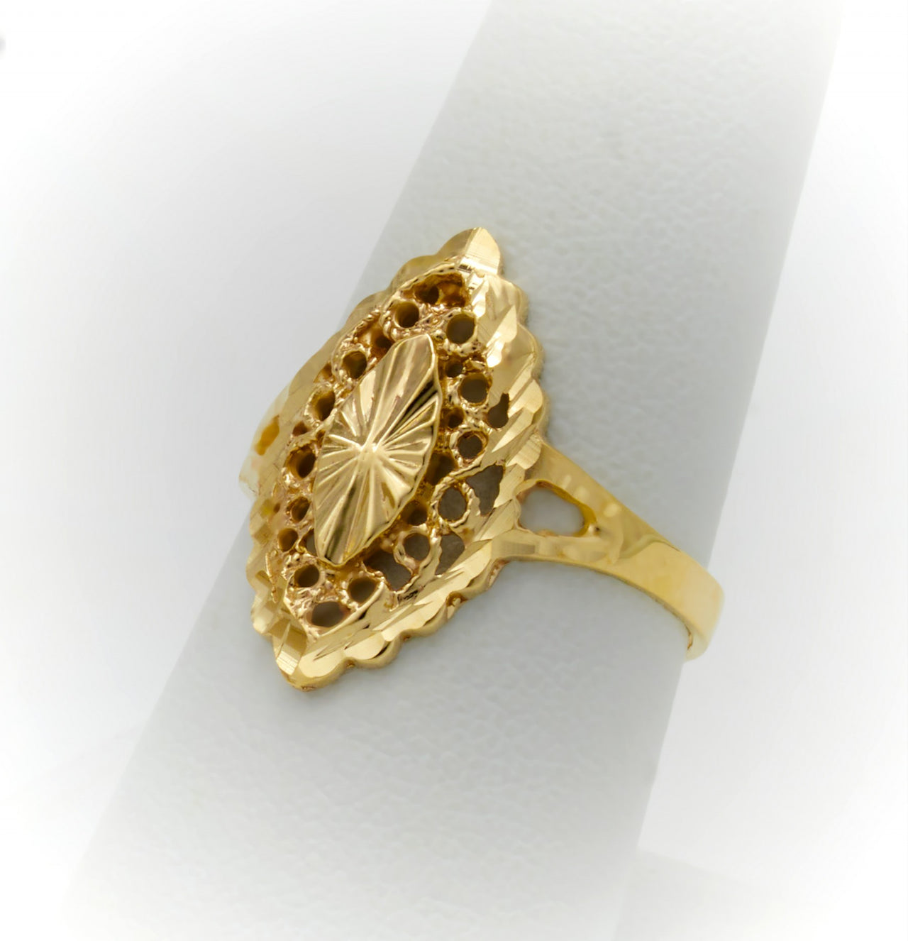 Real Gold Almond Shape Filigree Ring