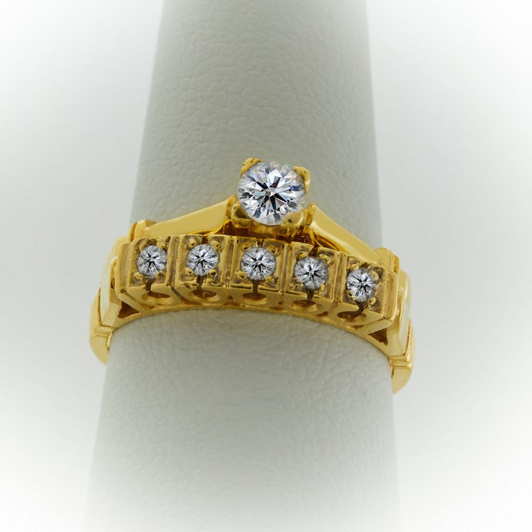 Vintage Antique Engagement Rings for Women 4