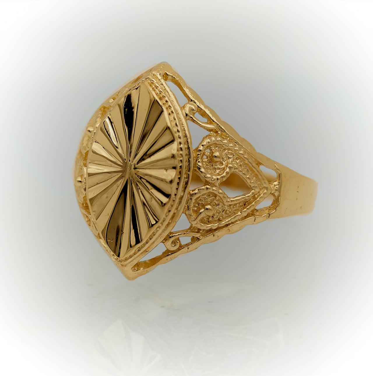 Gold Signet Ring | Almond Shape