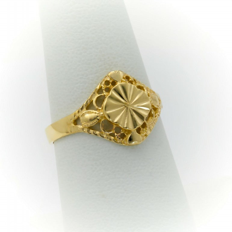 Antique Style Signet Gold Ring