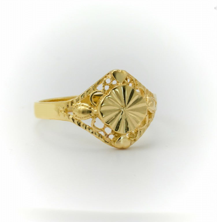 Antique Style Signet Gold Ring 4