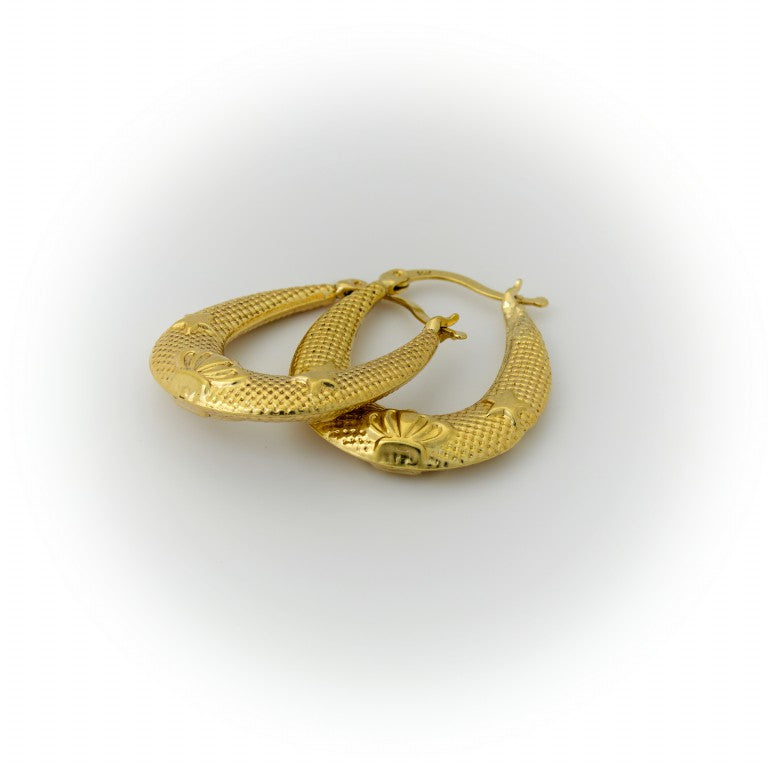 Dainty Gleam: 10k Gold Hoop Earrings