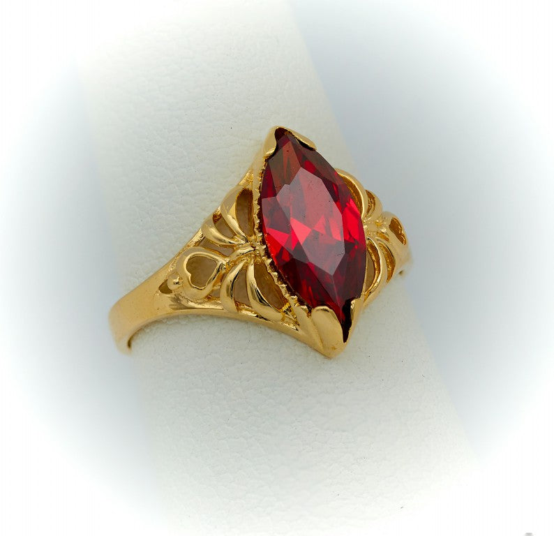 Marquise Ring red