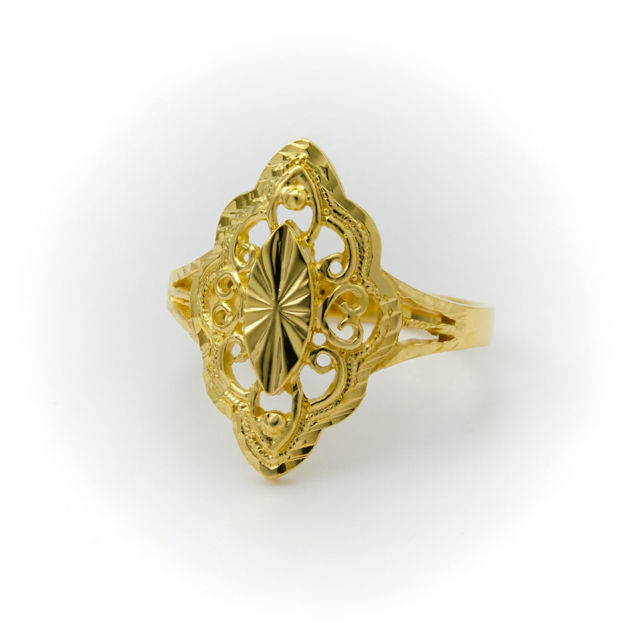 Vintage Gold Filigree Ring for Women